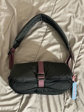 Coach Coachtopia loop puffy wavy dinky shoulder bag